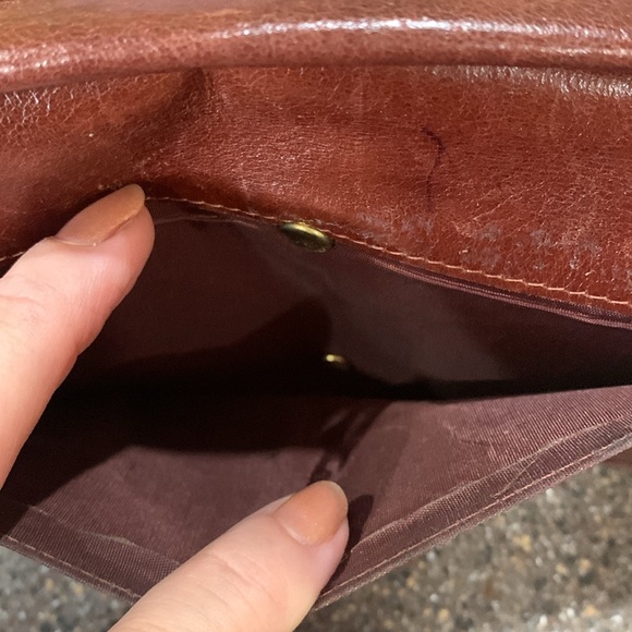 Excellent condition genuine leather wallet - Picture 4 of 11